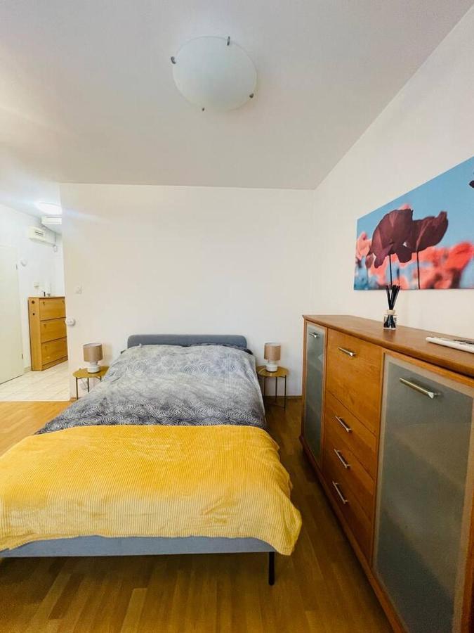Central Studio Close To Andrassy Avenue For 4 Persons Budapest Ngoại thất bức ảnh